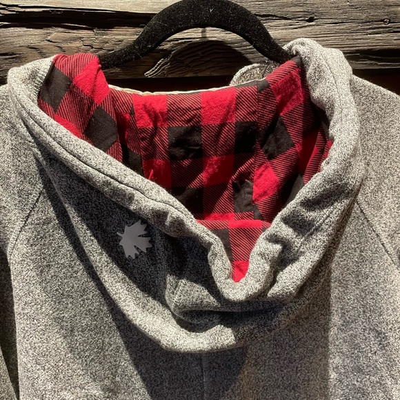 NEW Roots Onsie - Picture 3 of 5